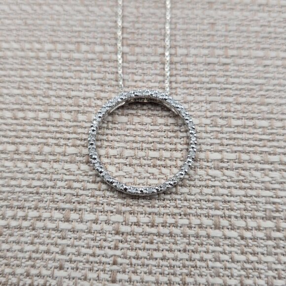 20 Inch Sterling Silver Many Small Diamonds Circle Pendant Necklace A6615 - Picture 4 of 9